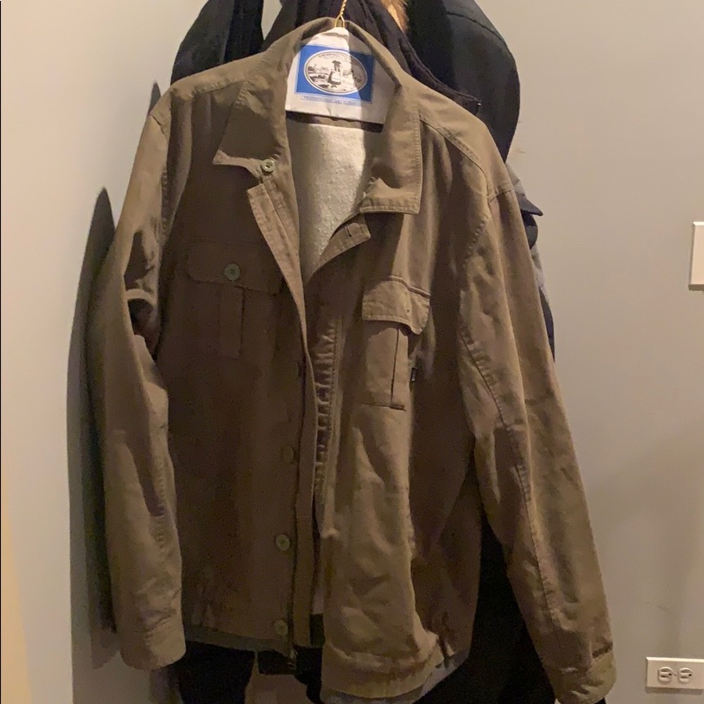 Army green outdoor/bomber jacket